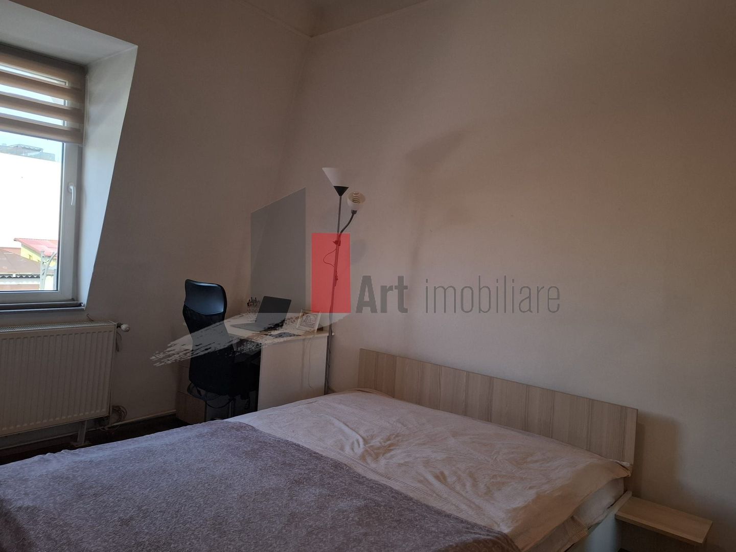 URGENT!, Dacia-Eminescu, apartament in vila, LUMINOS, NEGOCIABIL - Poză 3