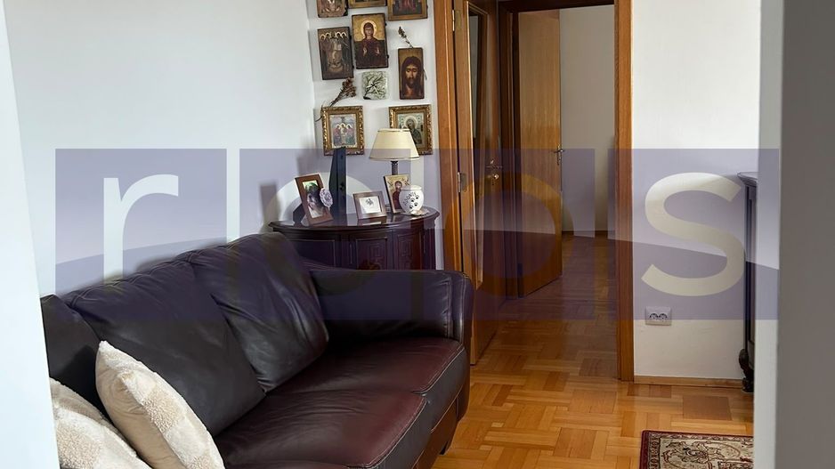 VANZARE 3 CAMERE SEMIDECOMANDAT – Bulevardul  Ferdinand 1 - Poză 2
