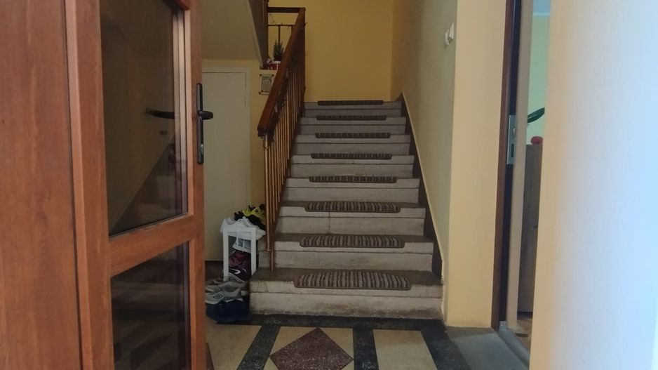 BRASADAS vinde casă cu etaj in zona Lidl. - Poză 12