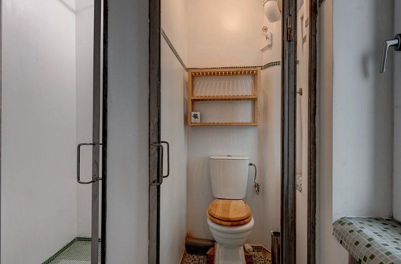 Etaj in vila ideal atelier, cabinet sau locuit, hub, activitati creative - Poză 14