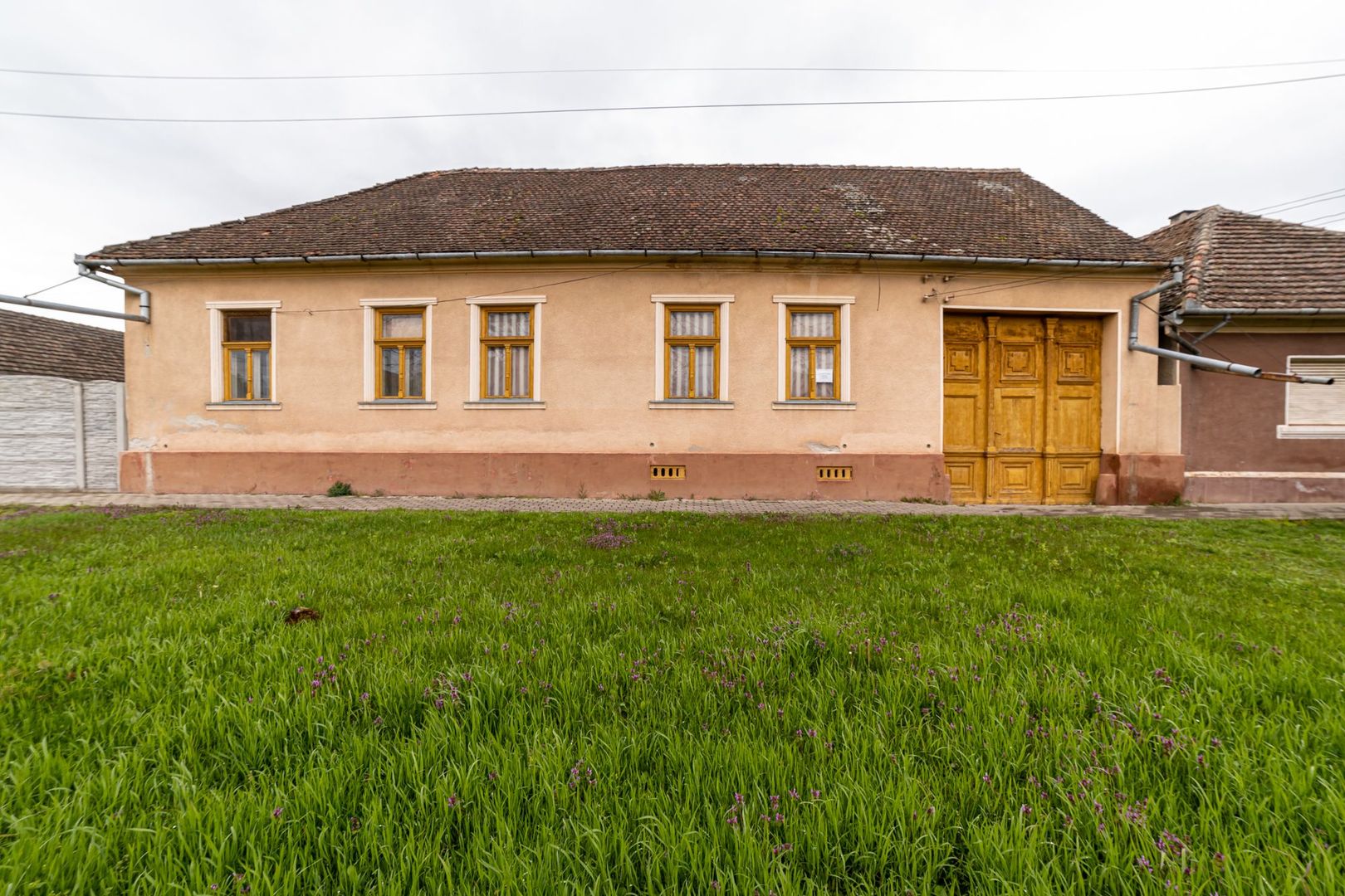 Casă în zona centrală Pâncota - Poză 11