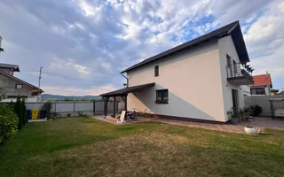 Casa individuala, carport, curte superba, Cristian, Sibiu - Poză 11