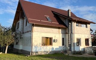 Casă spațioasă de vânzare în Ruși – pentru locuință sau investitie - Poză 20