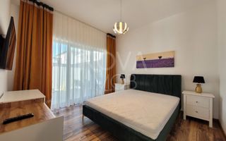 Apartament de vanzare, 3 camere cu gradina + 2 locuri de parcare -Selimbar - Poză 5