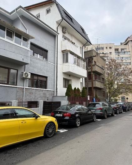 Apartament în vila Rond Alba Iulia/Decebal - Poză 8