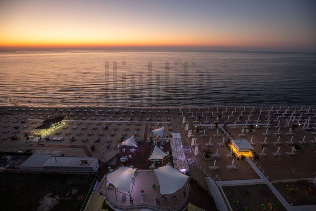 Apartament in prima linie cu vedere la mare, Mamaia. - Poză 12