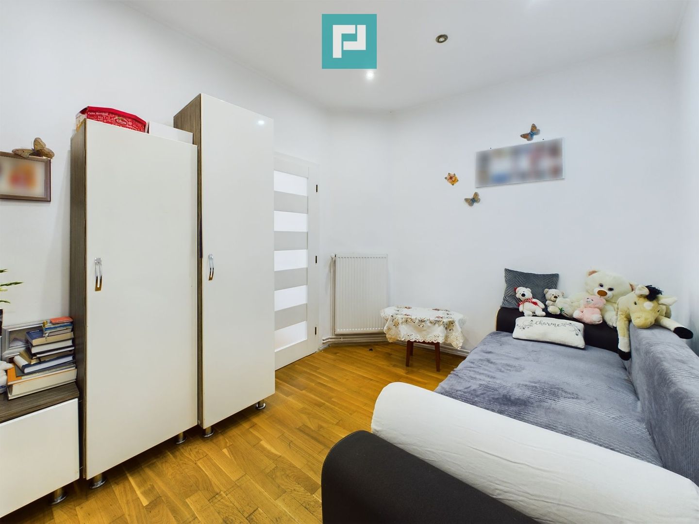 Apartament la curte comuna, Boul Roșu. - Poză 4