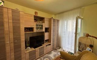 De vanzare cu 4 camere decomandat in Manastur - Poză 1