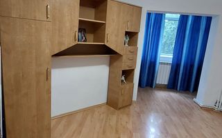 De închiriat apartament cu 3 camere, etaj 1, Siderurgistilor, 400 euro - Poză 2