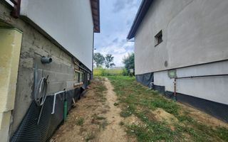 De vanzare apartament 3 camere, la vila, 130mp teren, Lac Chereteu - Poză 11