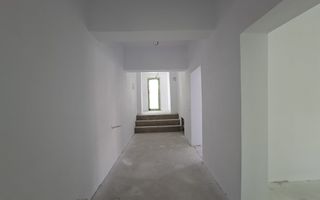Casa individuala premium 236 mp utili si teren 1200 in Cisnadioara - Poză 8