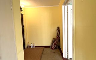 🏡 Apartament 2 camere, etaj 3, stradal – zonă excelentă Micro 40 - Poză 6