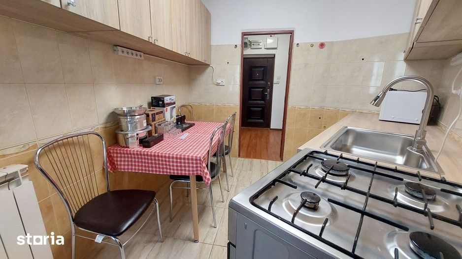Închiriere Apartament cu 2 camere, renovat, etaj 2, balcon inchis, Titan metrou - Poză 8