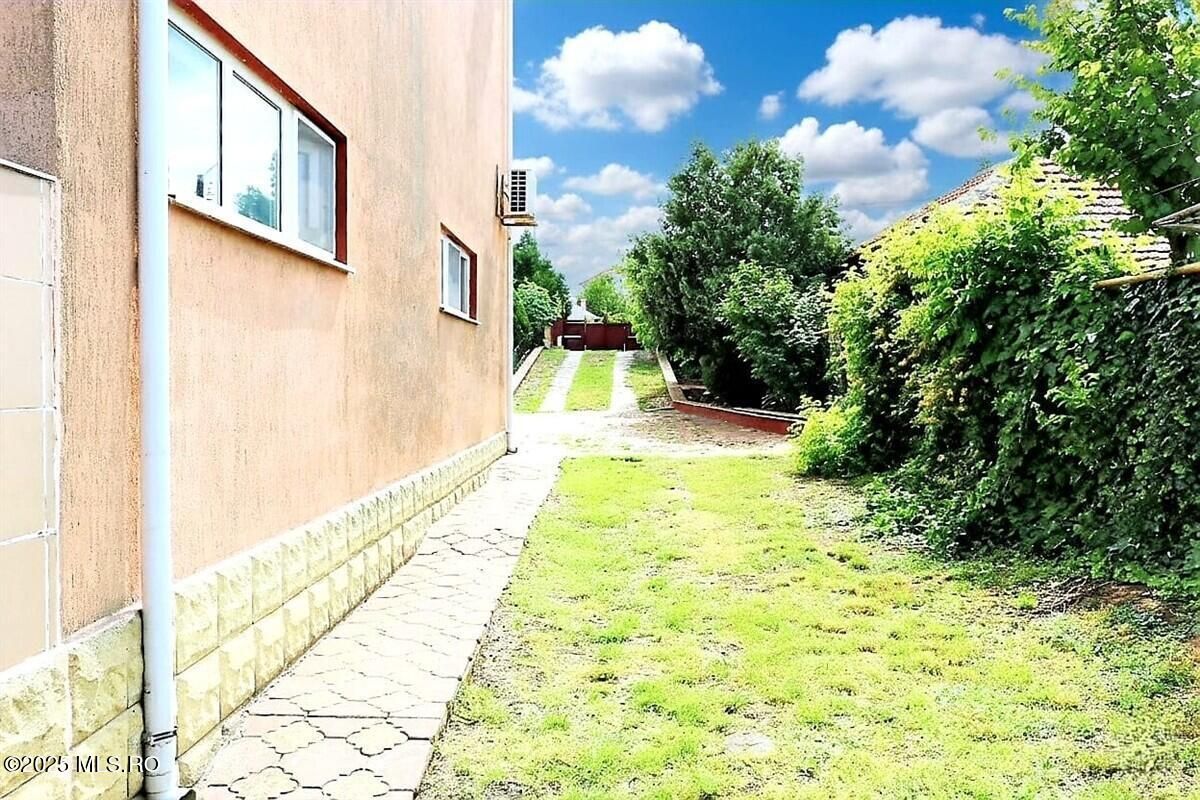 Ovidiu - Str. Nationala, Vila P+1E, teren 1094 mp, vedere la lac! - Poză 37