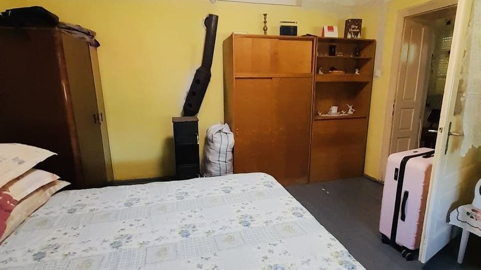 Casă + 2870 mp teren – oportunitate Ciocaia - Poză 11