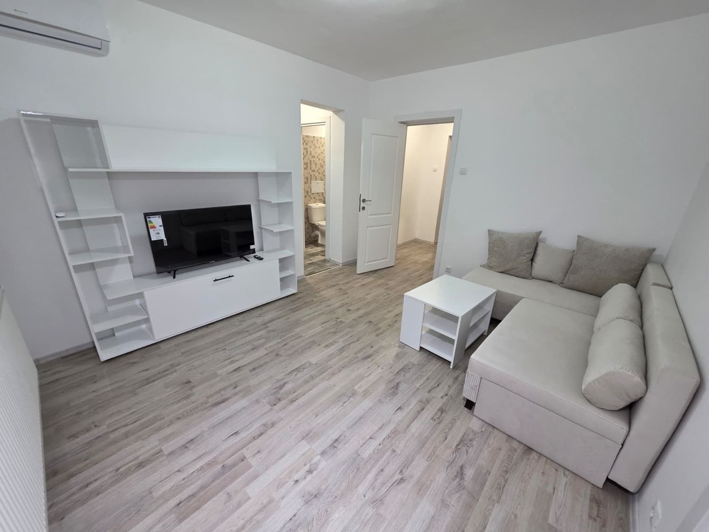 AP. 2 CAMERE RENOVA, TOTUL NOU, BUCATARIE INCHISA, METROU, COMISION 0% - Poză 11