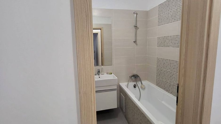 AP. 2 CAMERE PARCUL CAROL, BLOC NOU, CENTRALA, BUCATARIE INCHISA - Poză 5