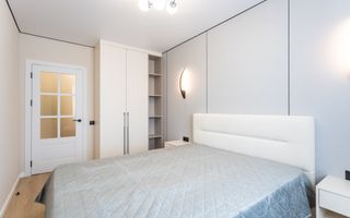 Vânzare, apartament,3 camere, Strada Nicolae Milescu Spătarul, Ciocana - Poză 9