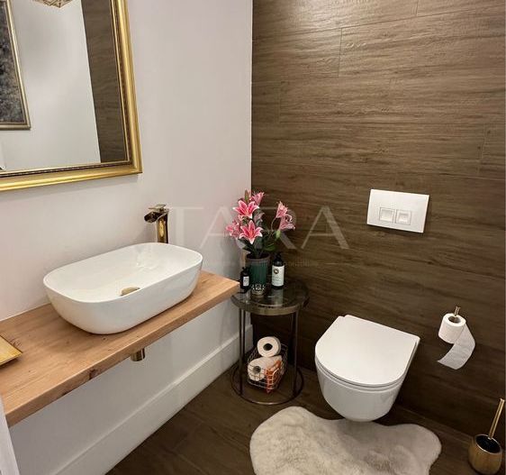 Apartament mobilat, utilat, zonă exclusivistă, Transilvania College. - Poză 5