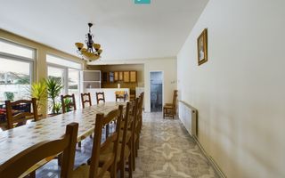 Casă situată Central în Dumbrăvița - Poză 26