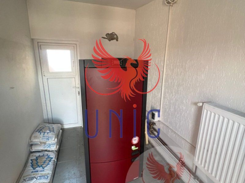 Casa, 4 camere, S+P+1E+M - Poză 16