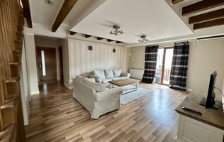 Vanzare apartament 4 camere, zona Grand Hotel Italia