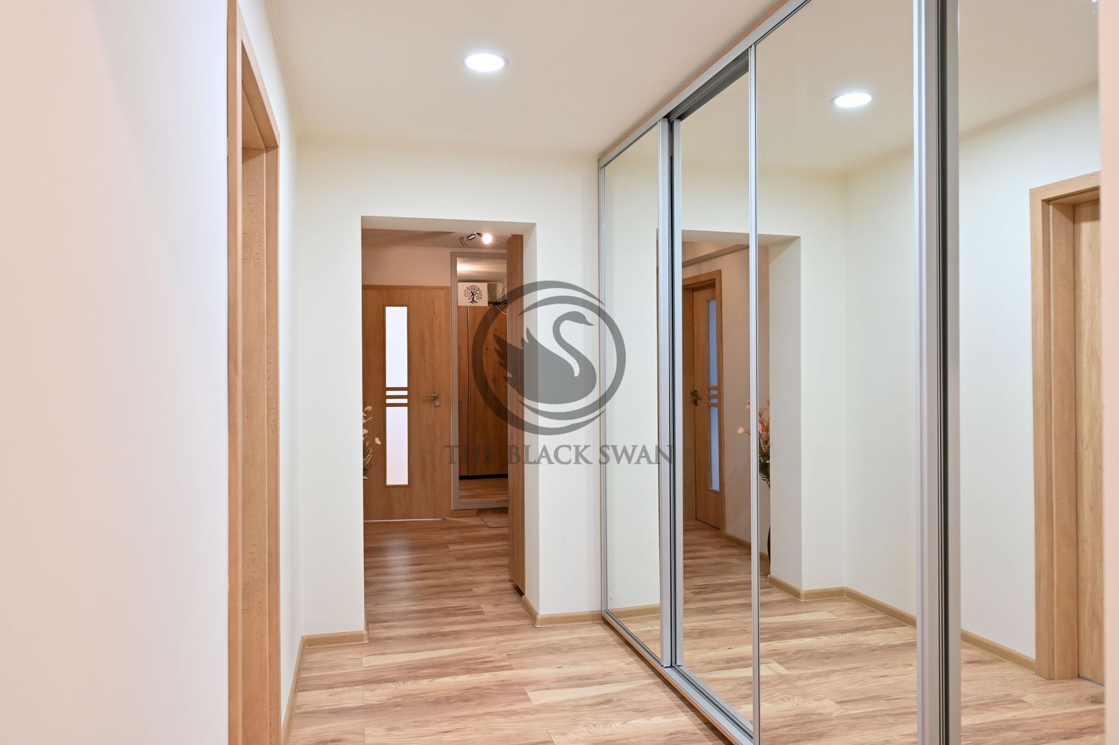 Apartament 3 camere decomandat | Renovat, Nou | Zona Sud | Comision 0% - Poză 10