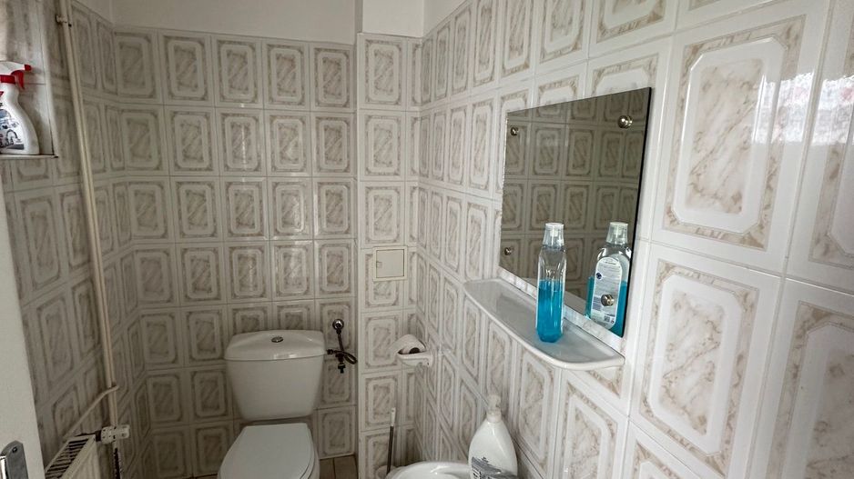Casă / Vilă cu 5 camere zona Lunei - Poză 13