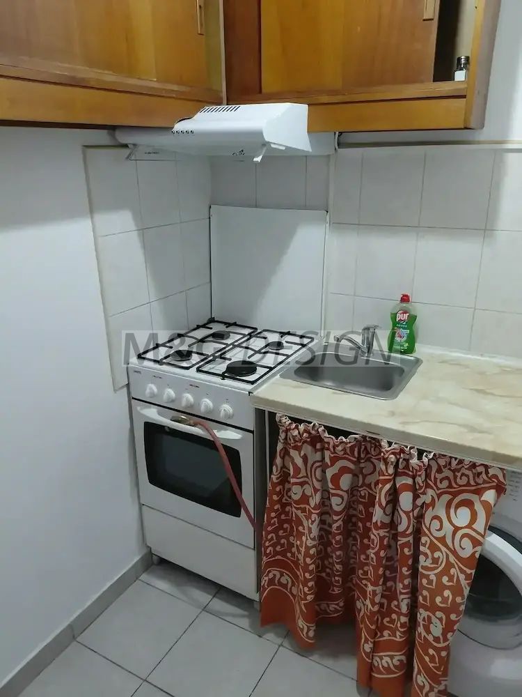 Garsoniera zona Complexul Studentesc etaj 2 - Poză 4