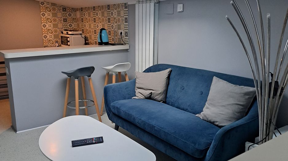 Studio cochet de închiriat în mansardă, inima orașului! - Poză 6