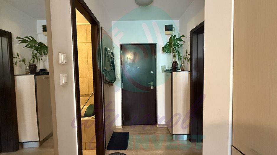 Grasoniera spatioasa la 5 minute de metrou, intr-un bloc mixt - Poză 5