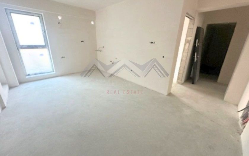 Apartament 2 camere Otopeni central | bloc cu lift | include parcare - Poză 2