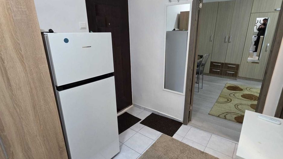 Închiriez garsonieră spațioasă, Auchan Vitan,  plan secund - Poză 5