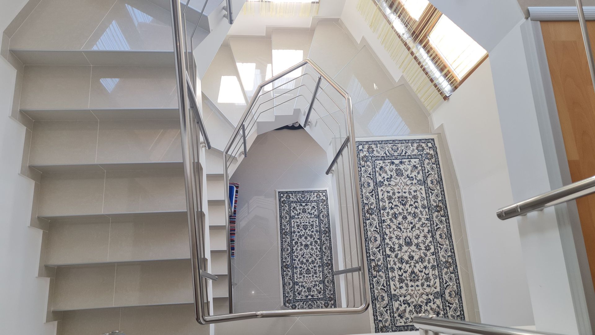 Vila impozanta in zona linistita la 15 minute de capitala! - Poză 19