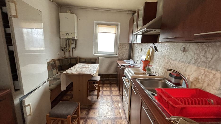 Apartament  modest, 2 camere zona Gheorghe Lazar - Poză 10