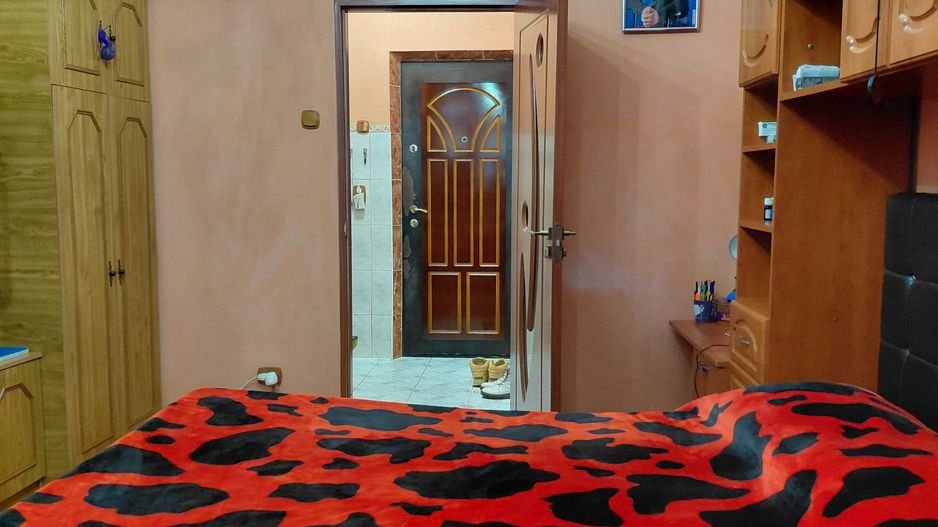 Garsonieră etaj 1, zonă Mall – mobilată și utilată, 28 mp - Poză 6