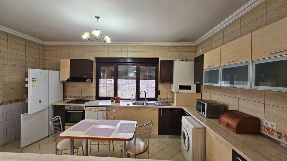 Apartament 3 camere de inchirat Rond OMV Pipera loc parcare inclus - Poză 2