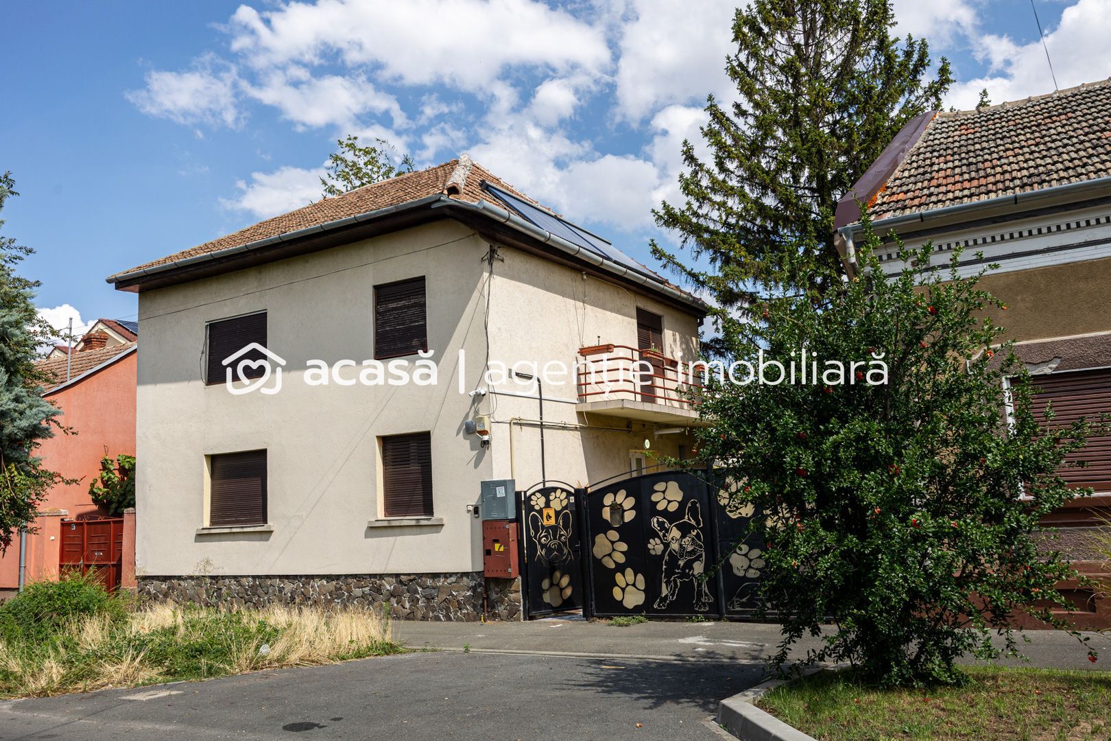 Casă cu teren generos și autorizatie pentru investiție in Parneava - Poză 2