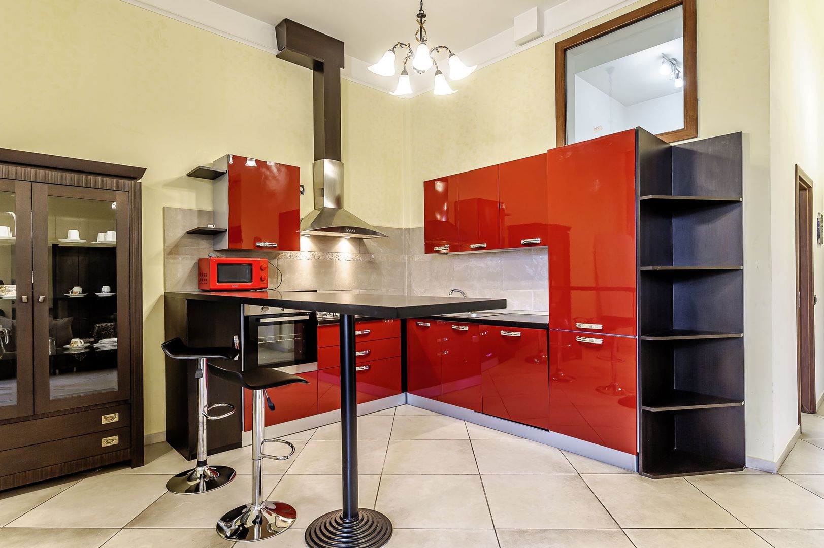 Apartament de vis, b-dul Revolutiei nr 83, Etajul 1. - Poză 3