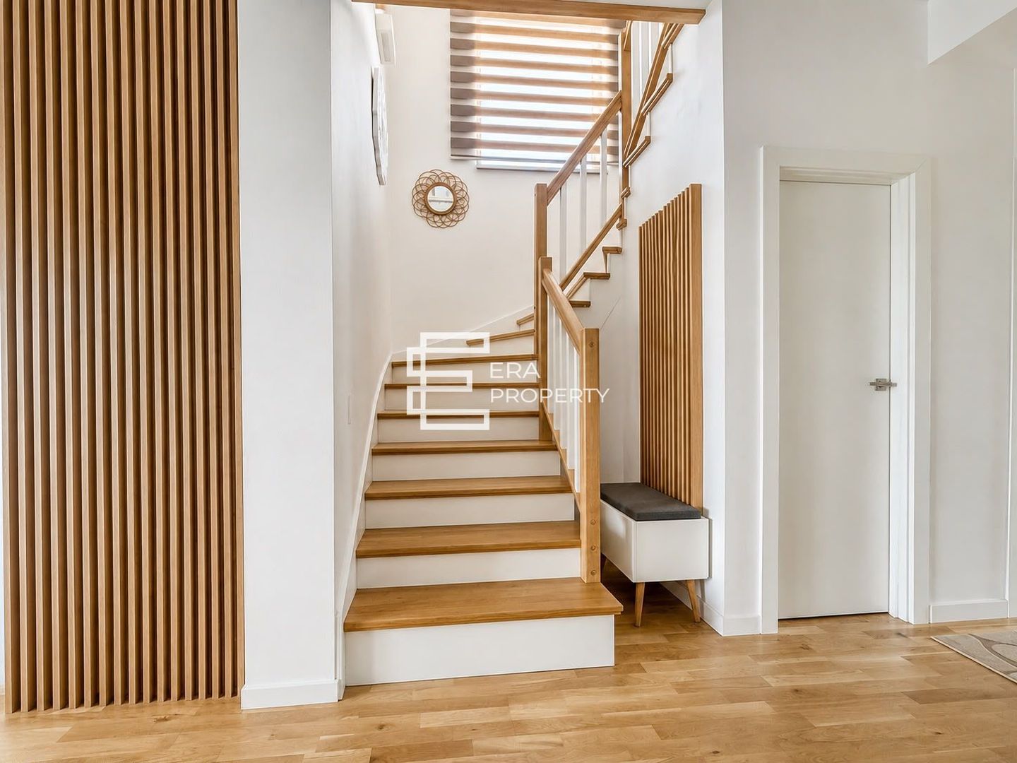 Casă tip duplex 5 camere -120mp -la cheie - teren 250 mp-  Cristian - Poză 8