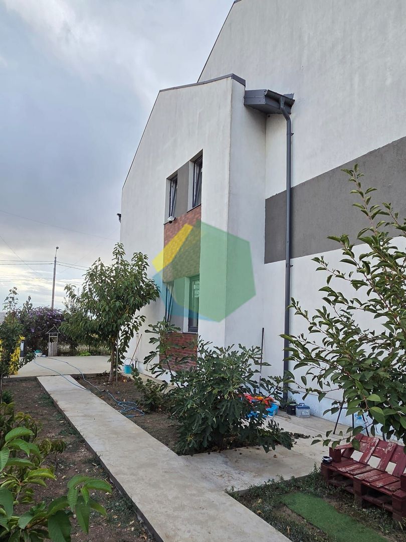 Casă tip duplex P+1+M, cu mansardă de 50 mp și curte generoasă - Poză 23
