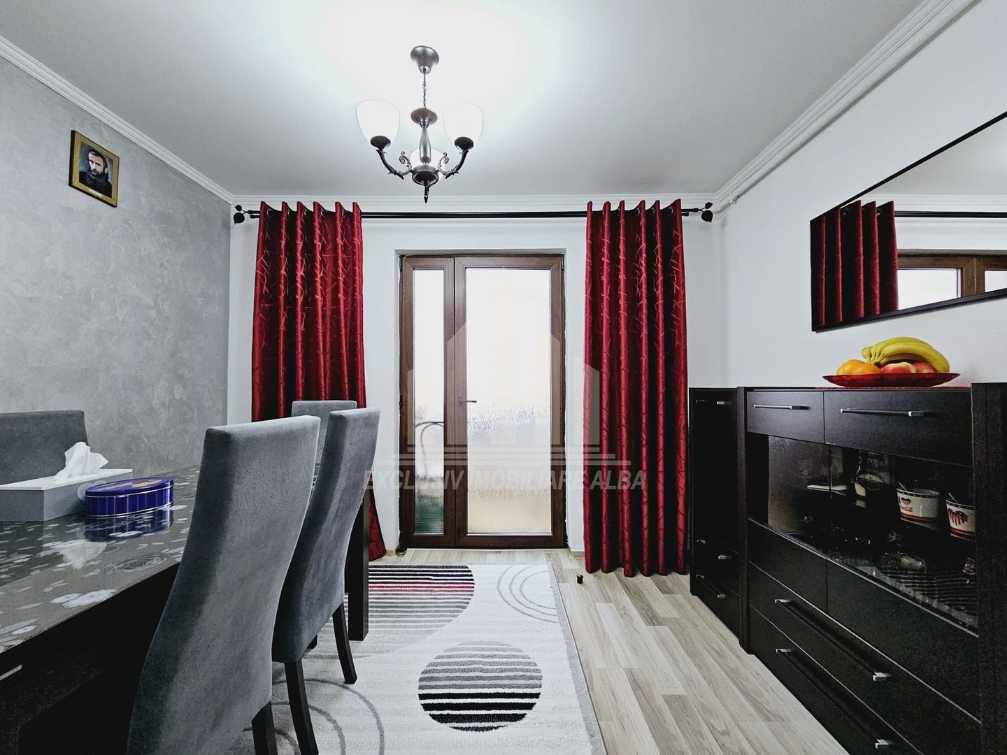 Apartament cu 3 camere de vanzare, Cetate - Poză 4