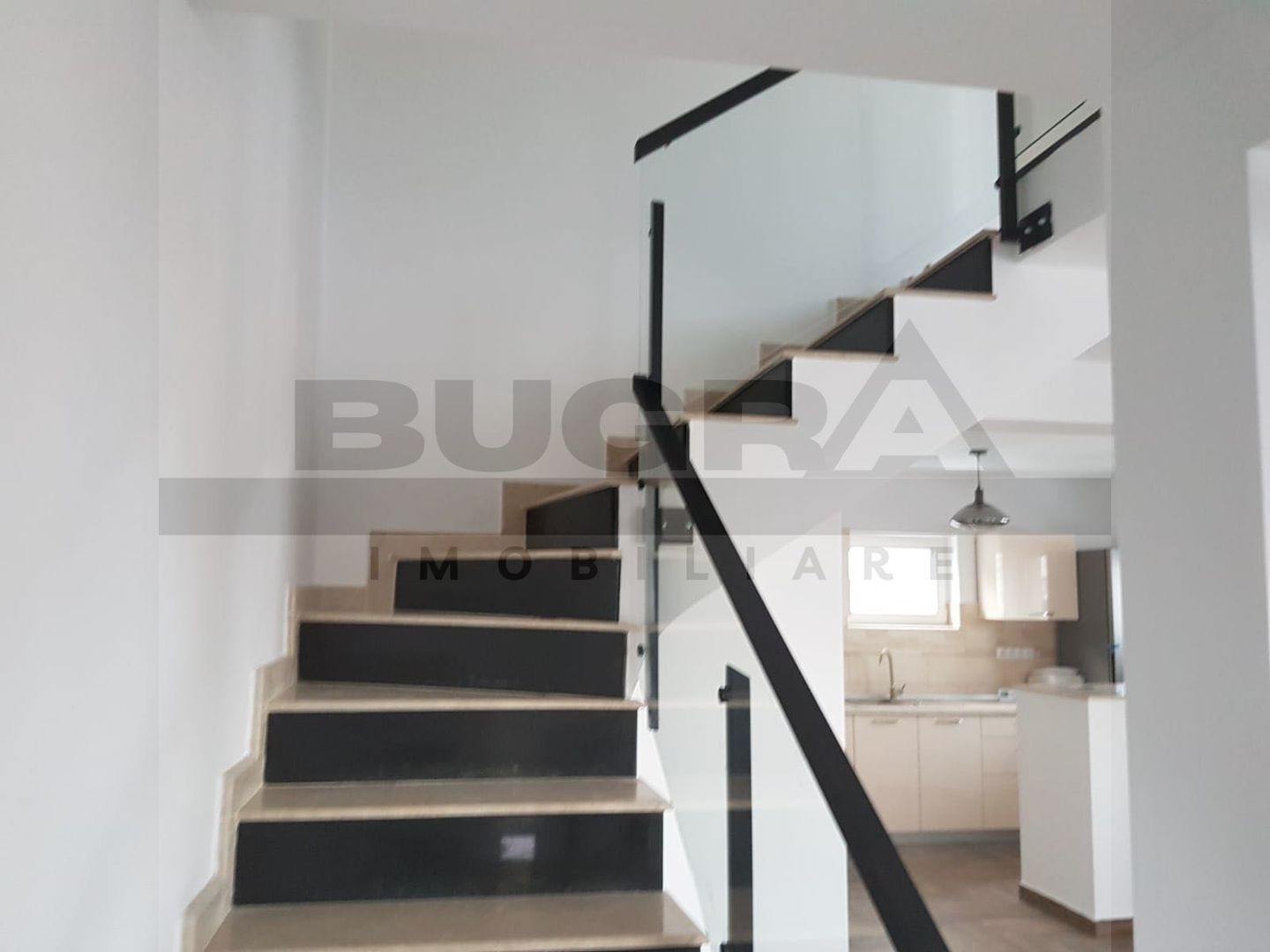 Duplex modern de 120mp, garaj subteran, ansamblu privat, zona Faget - Poză 2