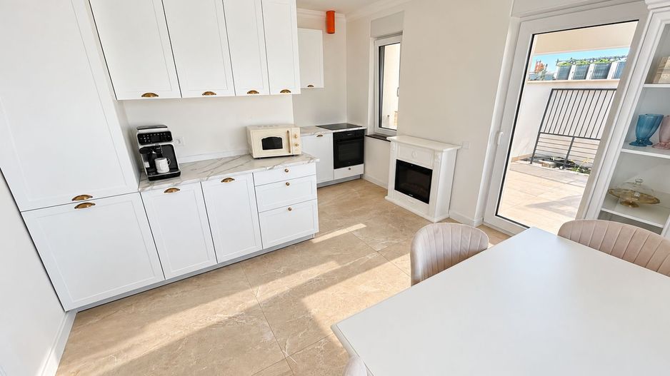 CASĂ MODERNĂ DE ÎNCHIRIAT ÎN SÂNTANDREI - Poză 6