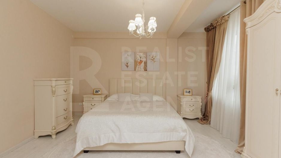 Chirie, casă, 4 camere, strada Melestiu, Centru - Poză 15