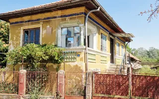 Casa de vanzare  5 camere + teren 2200 mp in loc. Calopar satul Bazdana - Poză 12