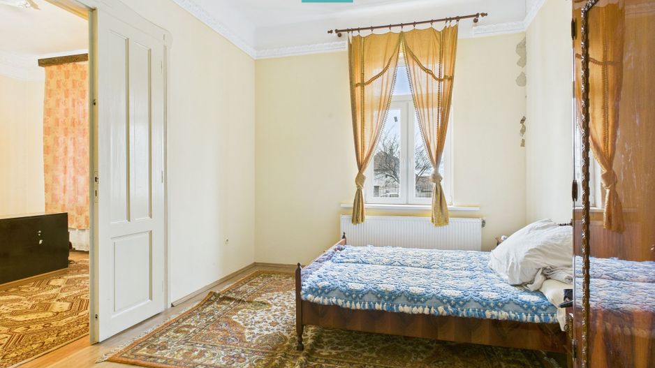 CONAC IMPRESIONANT ÎN GHIOROC - Poză 7