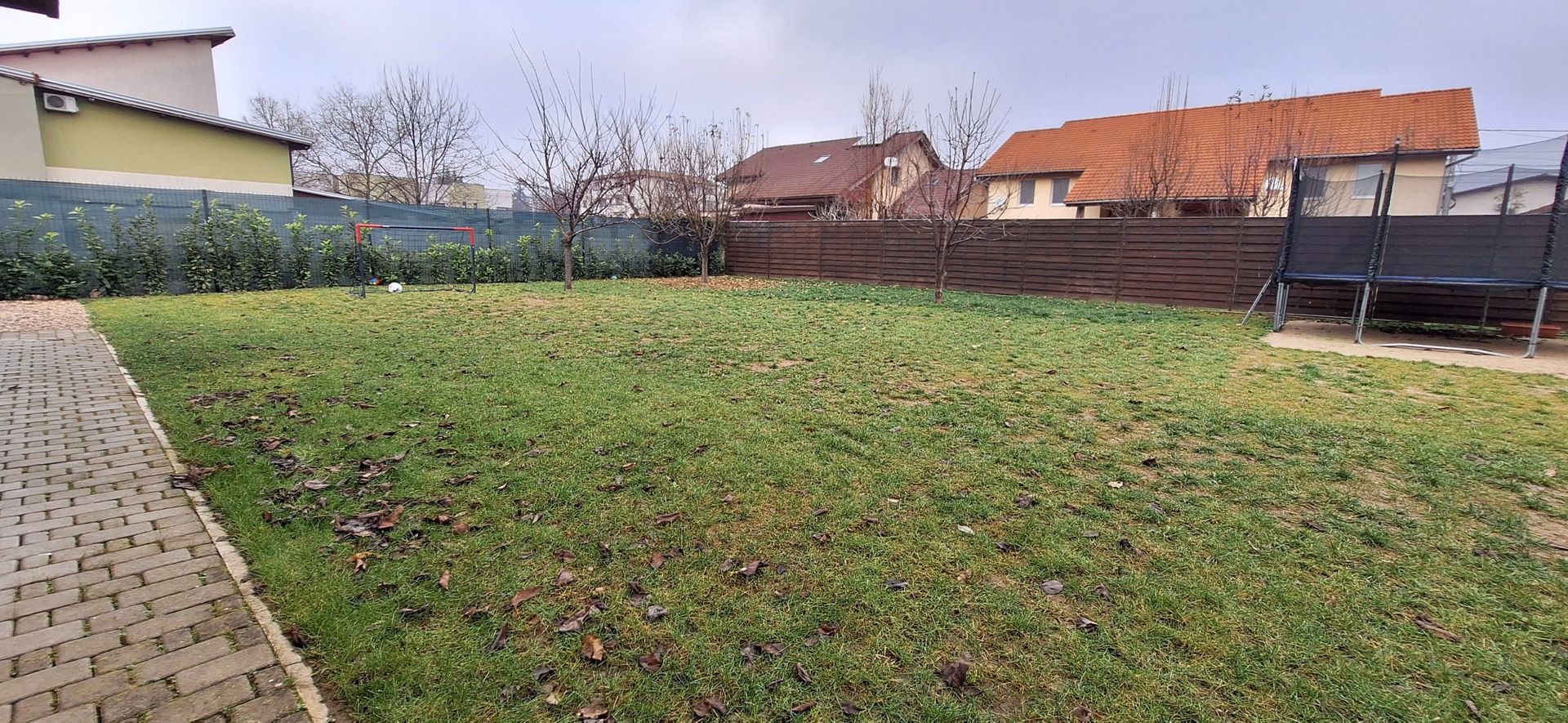 Casa individuala frumoasa si spatioasa in Giroc - Poză 2