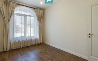 Vilă la sol cu 3 camere în Pârneava - Poză 12