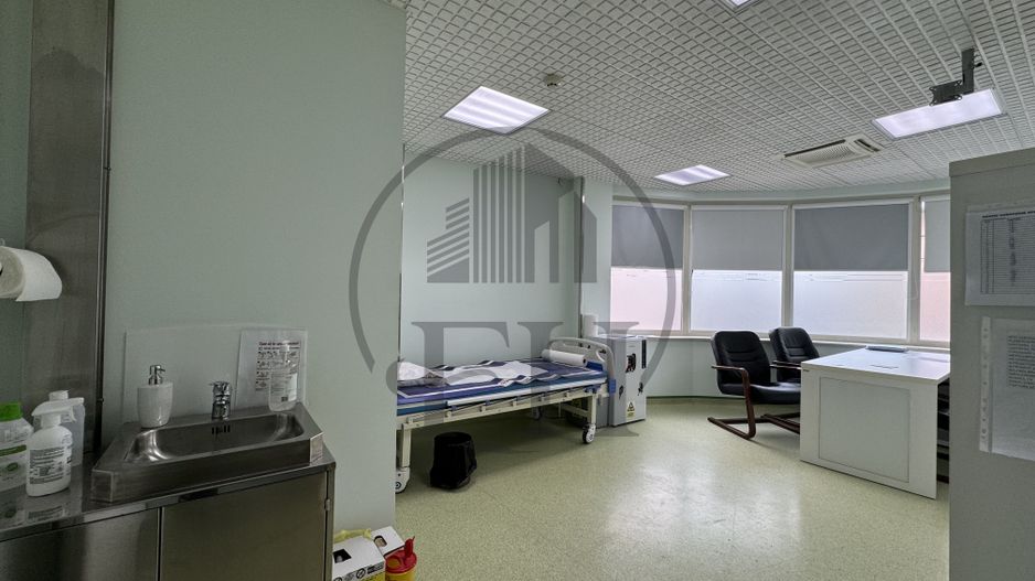 Spațiu comercial/Clinică Medicală de vânzare Medgidia, Constanța - Poză 12